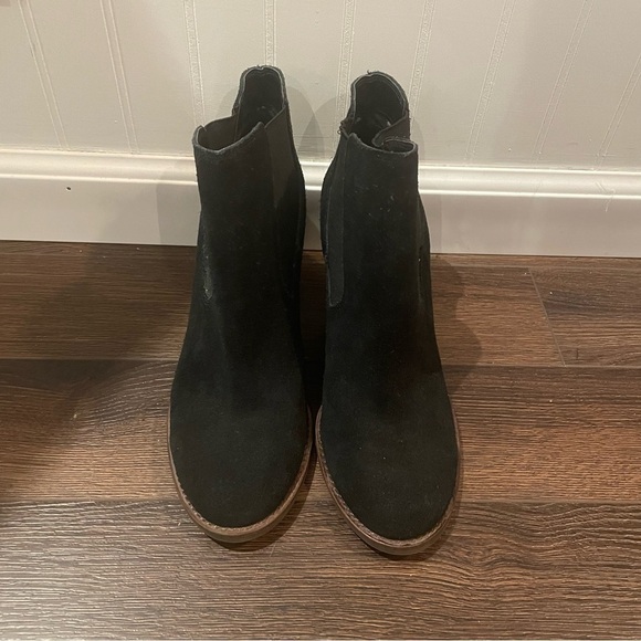 Lucky Brand Yamka Wedge Chelsea Boot in Black 9.5 - Picture 2 of 14